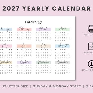 Könnte beinhalten: Ein druckbarer Jahreskalender 2027 im Format A4 und US-Brief. Der Kalender hat ein schlichtes Design mit pastellfarbenen Kopfzeilen für jeden Monat. Der Kalender beginnt mit Sonntag und Montag. Der Text "TWENTY/27" befindet sich oben auf dem Kalender.