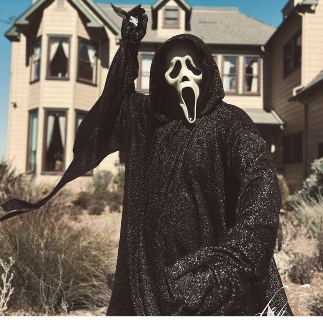 SCREAM 6 Halloween Glittery Robe, Sparkle Ghost Face Scream