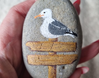 Seagull on a sign, Handpainted Customised stone, Painted to order. Add Place or family names
