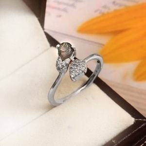 Moss Agate Ring Natural Moss Agate Ring Vintage Moss Agate Ring Statement Ring Engagement Ring Gift for Mom Ring Gift for Her Silver Ring