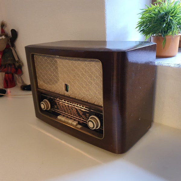 Radione Vintage Valve Radio (working)