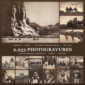 Puede incluir: Un collage en tono sepia de fotografías históricas titulado Edward S. Curtis The North American Indian 1907-1930 2,233 Photogravures Native American Portraits Camps Canyons. La colección presenta varias escenas de paisajes, tipis y retratos.