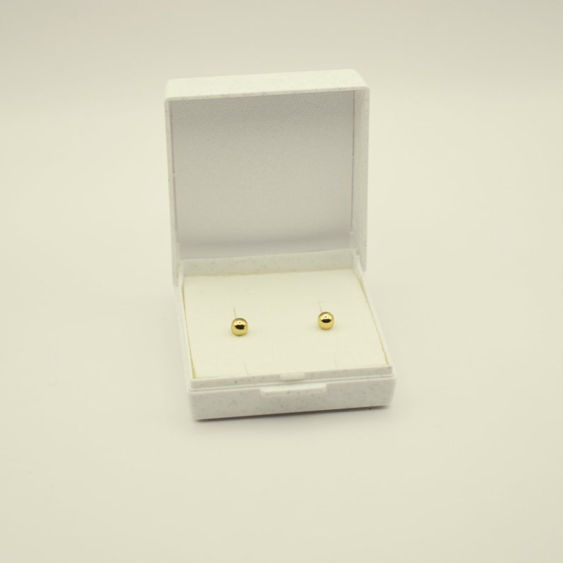 Stud de oro macizo de 18K Pendiente de bola Pendientes minimalistas Pendiente de oro macizo de 18K pendientes de oro imagen 7