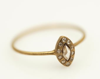 Light brown rose cut diamond 18ky ring