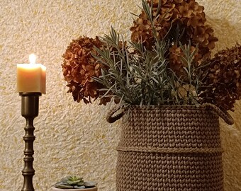 Crochet basket