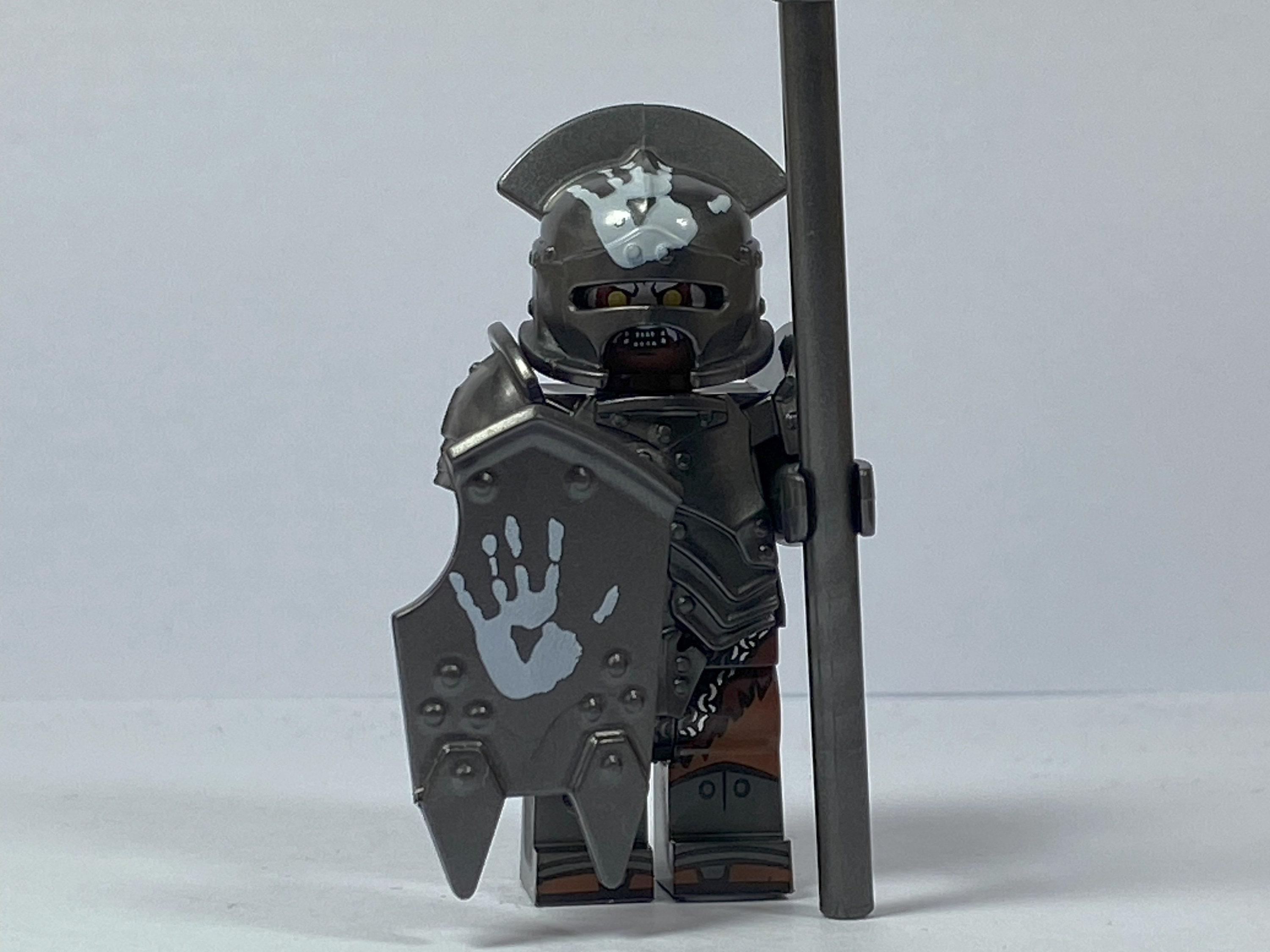 Lord Rings Uruk Hai UK