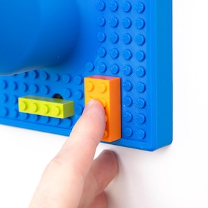 Klassieke kindermuurhaak in baksteenstijl | 3D-geprinte rugzakopberger afbeelding 10