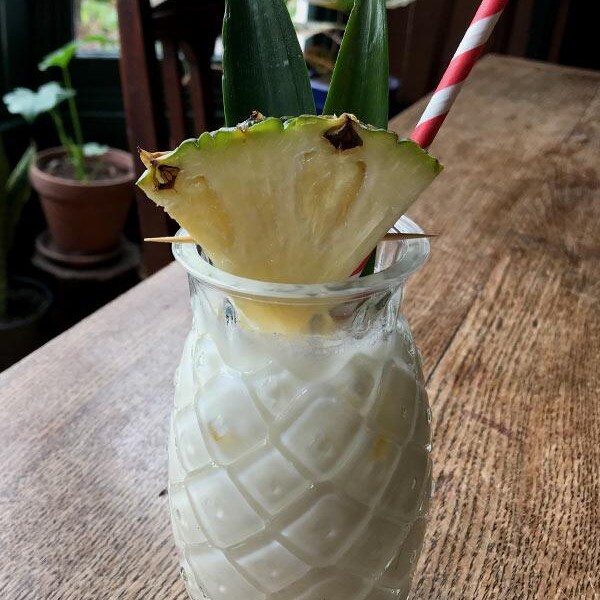 Ananascocktailglas – Tropisk festdryck för cocktails och sommarevenemang
