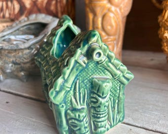 Die kleine Grashütte Tiki Tasse