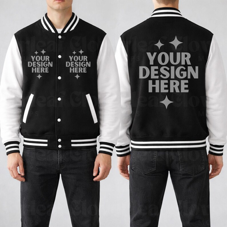 Może przedstawiać: Czarno-biała kurtka typu varsity z białymi rękawami oraz paskowanymi mankietami i dołem. Z przodu kurtki znajduje się napis "YOUR DESIGN HERE", a z tyłu ten sam tekst. Klasyczna, konfigurowalna kurtka.