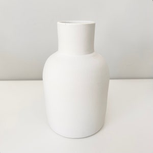 Handmade White Modern Vase - waterproof and made in Portugal