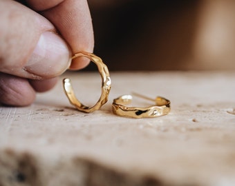 Handmade Gold Vermeil Hammered Hoop Earrings: Sustainable Artisan Jewelry "ODELIA"