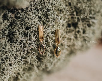 Pendientes colgantes de peridoto en forma de hoja: pendientes de plata de ley vermeil de oro de 18 quilates "LEAF"
