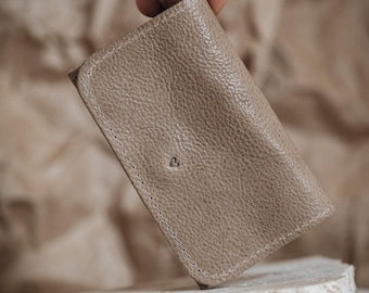 Leather Travel Jewelry Case: Compact Minimalist Organizer "GEMELIA"