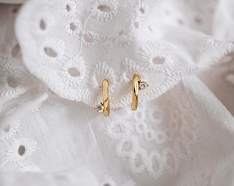 Zirkonia Ohrringe: 18K Gold Vermeil Sterling Silber Huggies ""HUGI"""