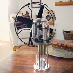 Windjammer Fan - Stirling Engine - Vintage / Retro Style Table Fan - Heat Powered Fan