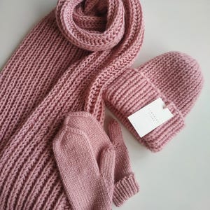 Knitted set, Hat beanie, Luxury hat, Handmade beanie, Knit hat, Knit beanie, Wool hat, Chunky wool hat, Large scarf, Knitted mittens
