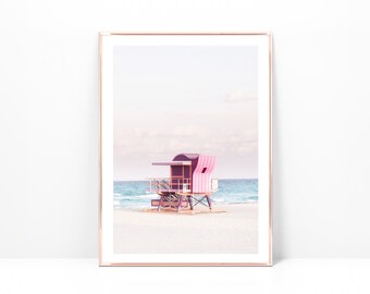 プリントまたはキャンバスにプリントされたピンクのライフガードタワーの写真、海岸沿いの壁アート、ビーチハウスの装飾、額入りキャンバス、ビーチガールへのギフト、女の子の部屋の装飾