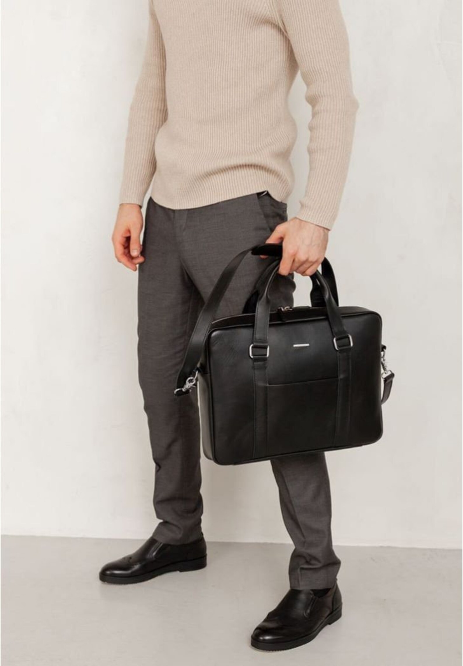 Official document liner laptop bag main image 1