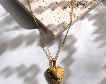 Collier médaillon coeur, collier photo médaillon, collier coeur doré vintage, cadeau de demoiselle d'honneur, cadeau pour elle, cadeau d'anniversaire, cadeau pour maman
