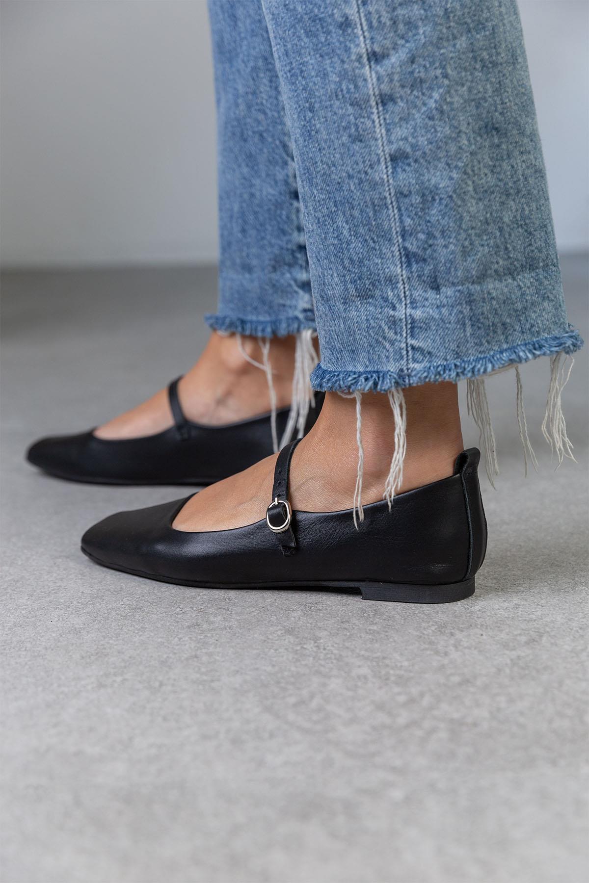 Women Flat Shoes Genuine Leather Casuals Female Shoes Retro Loafers For Women