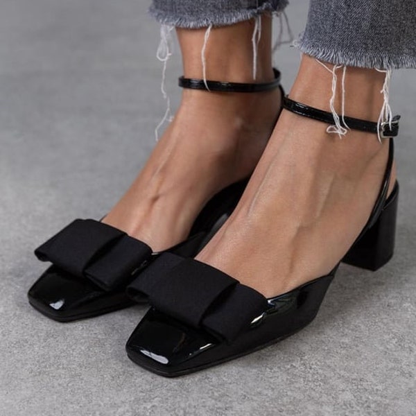 Black Patent Leather,two tone elegance pumps,round toe slingback,closed toe slingback,block heel,luxury pumps,woman shoes,woman flats,Adel