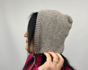 Hand-Knitted Wool Bow Tie Bonnet: Colorful Winter Balaclava