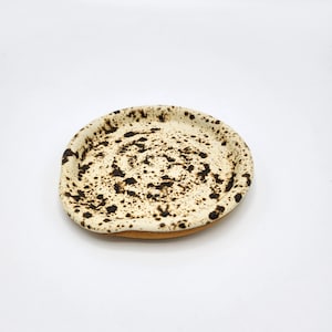 Speckled Ceramic Spoon Rest – Hand Thrown Stoneware Kitchen Accessory