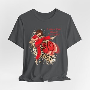 Camiseta del 50.º cumpleaños de Sally O'Malley: divertida camiseta de hito imagen 6