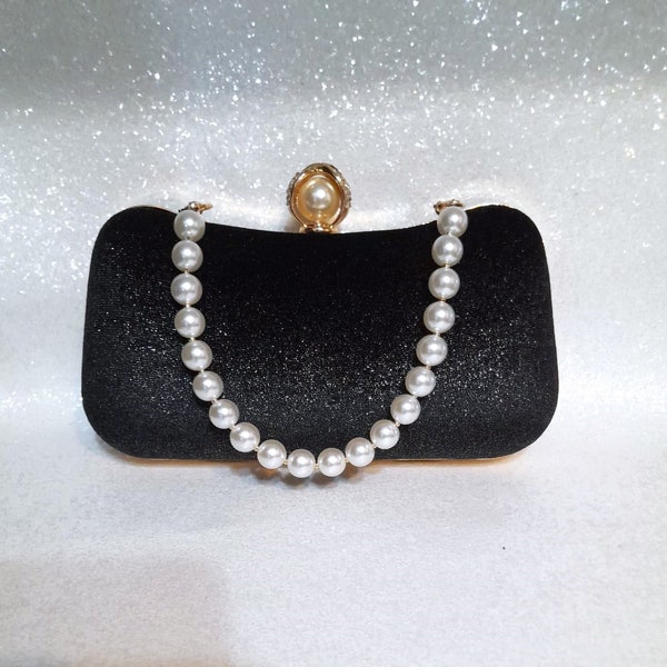 Elegant Black Velvet Clutch Bag with Pearl Handle - Stylish and Versatile Accessory