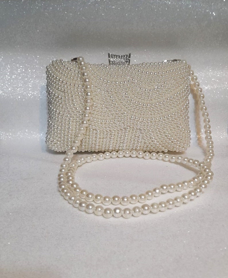 Ivory Pearl Clutch Bag: Elegant Bridal Party Purse image 1