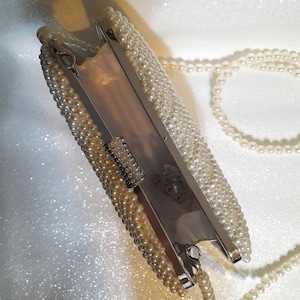 Ivory Pearl Clutch Bag: Elegant Bridal Party Purse image 6