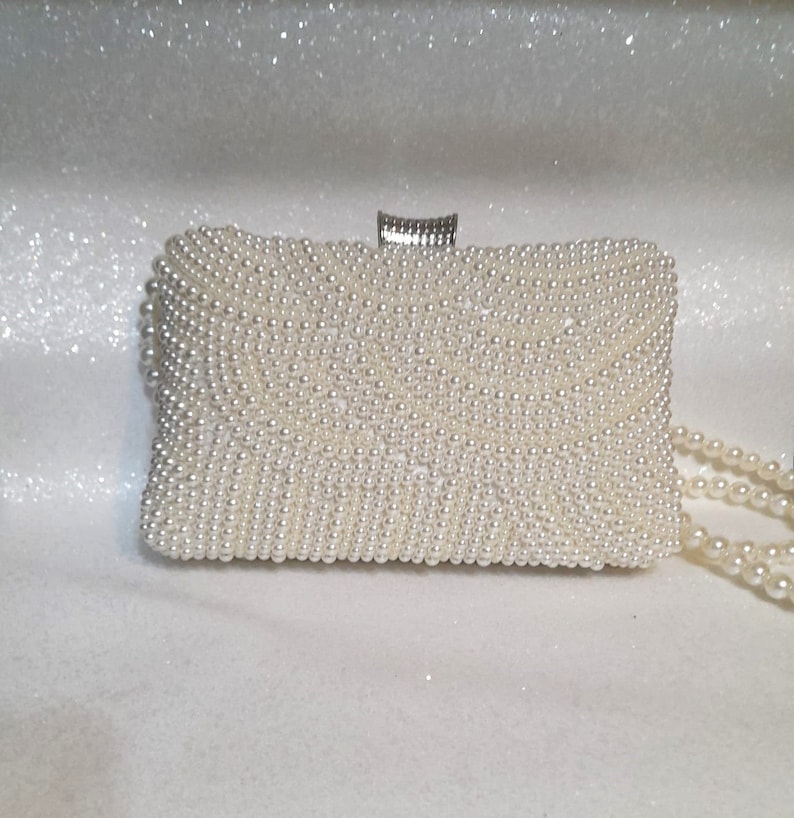 Ivory Pearl Clutch Bag: Elegant Bridal Party Purse image 2