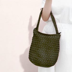 Geflochtene Ledertasche, Crossbody Bag,Handtasche Leder, Umhängetasche Damen, Bucket Bag, Eimertasche, Slouchy Bag, butterweiches Waschleder