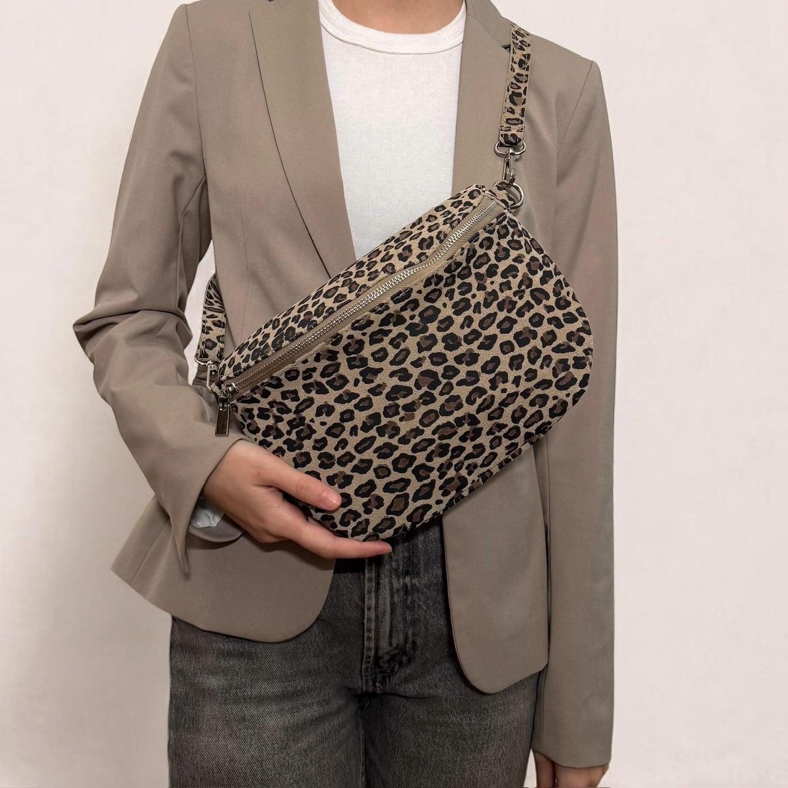 ショルダーバッグ・ポシェット Leopard Suede Shoulder Bag Camel Bree Leopard Suede Shoulder Bag | Dolce Vita