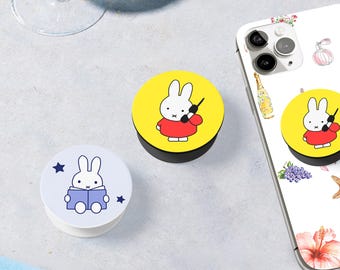 Japanese Kawaii Rabbit Magnetic Phone Holder | Anime Moodboard Phone Grip | Lucky Bunny Kindle Holder | Weeb Manga Themed Kindle Gift