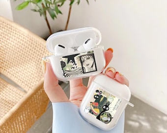 Custodia per Airpods con moodboard giapponese, cover per Airpods con collage anime, ciondolo gatto nero, Airpods con manga e cartoni animati (1a, 2a, 3a e 4a generazione)