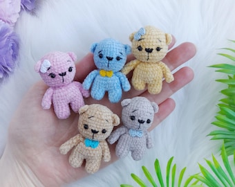 Kleiner Teddybär. Tasche Kuschelbär. Ein süßes Tierchen. Liebe dich Geschenk.  Geburtstag, Weihnachtsgeschenk für Freunde, Mama.