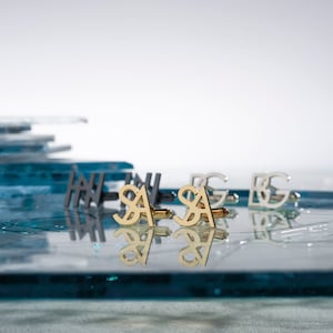 Gemelos con letras, gemelos con iniciales, gemelos con iniciales, gemelos para padrinos de boda, regalo para él, gemelos de boda, gemelos personalizados