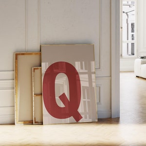 Letra Q para impressão, arte de parede inicial, pôster de letras do alfabeto vermelho bege, impressão de letras maiúsculas, impressão minimalista para dormitório, decoração de apartamento