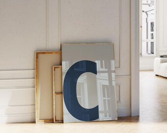 Marineblauwe letter C print grote gedurfde initiaal muur kunst monogram poster appartement decor