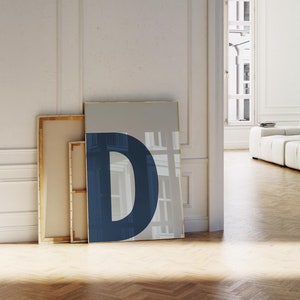 Póster con la letra D, arte con letras en azul marino y azul claro, letras grandes, letras en negrita, arte de pared con iniciales, decoración de dormitorio universitario, arte de pared para habitación de niños