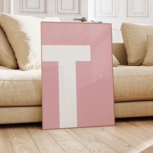 Impresión de la letra T, arte de pared blanco y rosa, letra meñique para niños, bonita decoración de apartamento, letra única, póster del alfabeto minimalista, arte de pared con iniciales