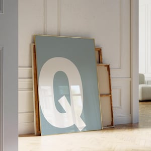 Buchstabe Q, Wandkunst mit zartem Blau, Buchstabe Poster, Buchstabe für Kinder, minimalistischer druckbarer Buchstabe, großer Buchstabe
