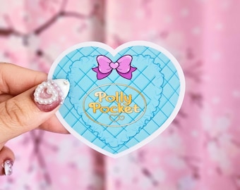 Pretty Pocket Sticker: Nostalgic Heart, Weatherproof Vinyl
