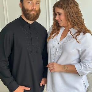 Individuell passende bestickte Leinenhemden für Paare, Hochzeitsoutfit-Set, Familiengeschenk, natürliche lange Ärmel plus Größenkleidung