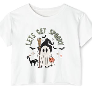 Spooky Ghost Graphic Crop Top: Halloween Festival Shirt