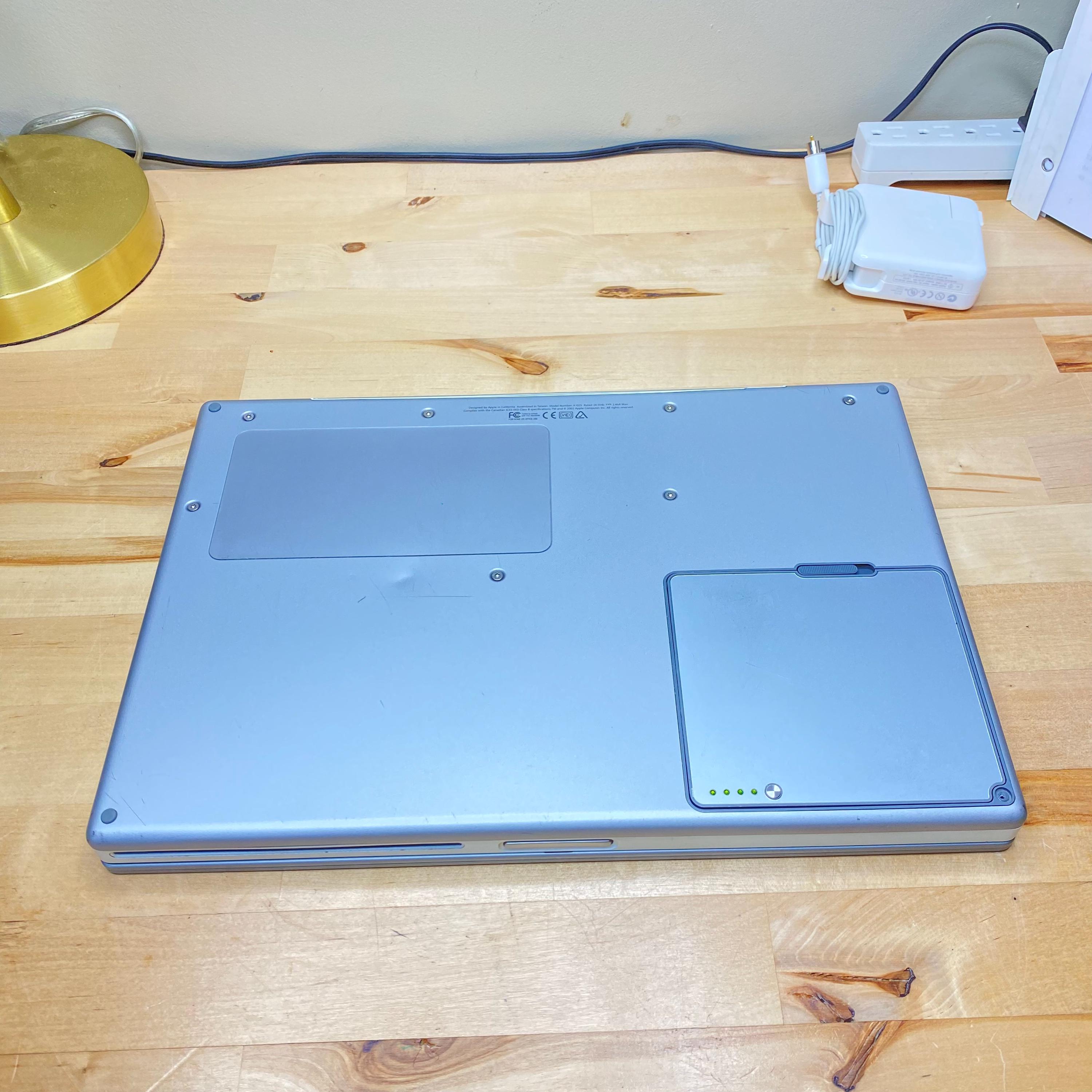 PowerBookG4 550MHz 512Mb 20Gb OS9専用機＆オマケ