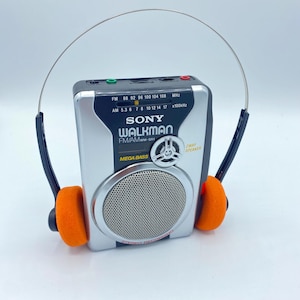 レトロオレンジ ビンテージ ソニー ウォークマン MDR-010