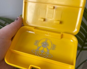 Xtra Container ~ Yellow Hourglass